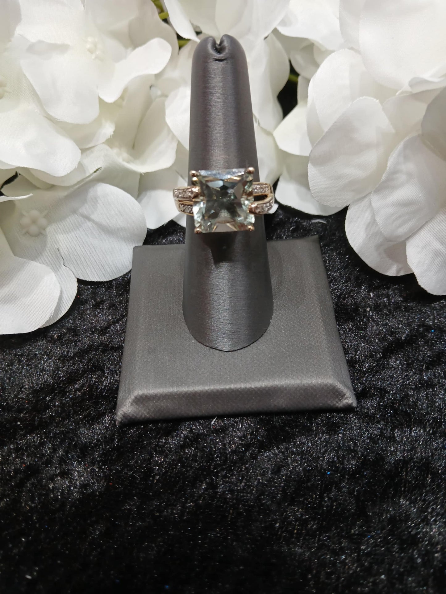 Green Amethyst Fashion Ring