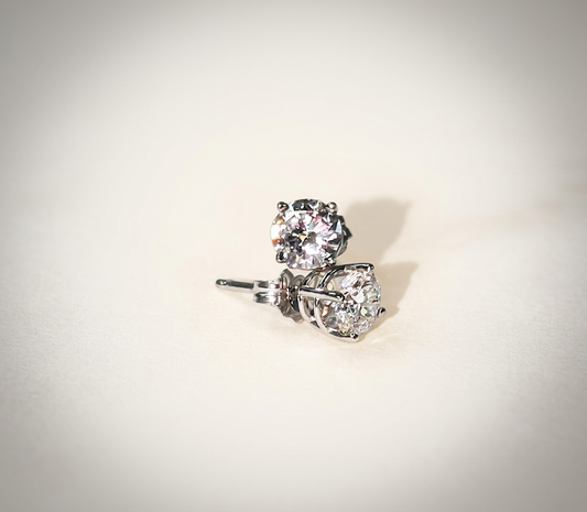 1.00 ct. Color E SI 1 Diamond Studs