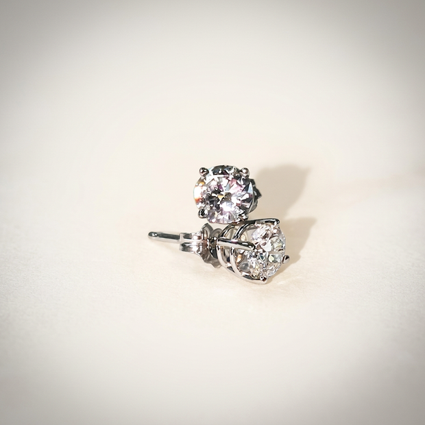 1.00 ct. Color E SI 1 Diamond Studs