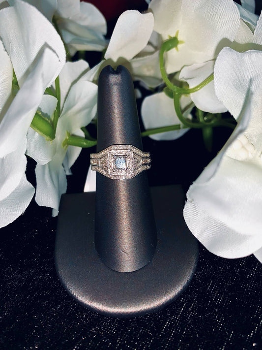 1 ct. Square cut Diamond Engagement Ring